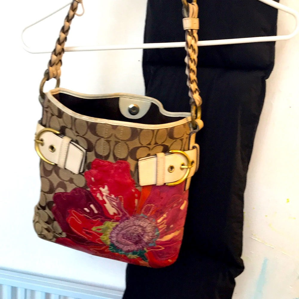 VINTAGE Coach shoulder bag